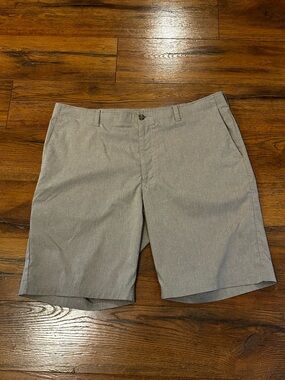 PGA Tour Men's 40 Light Gray Golf Performance Shorts Bottoms Pockets Button
